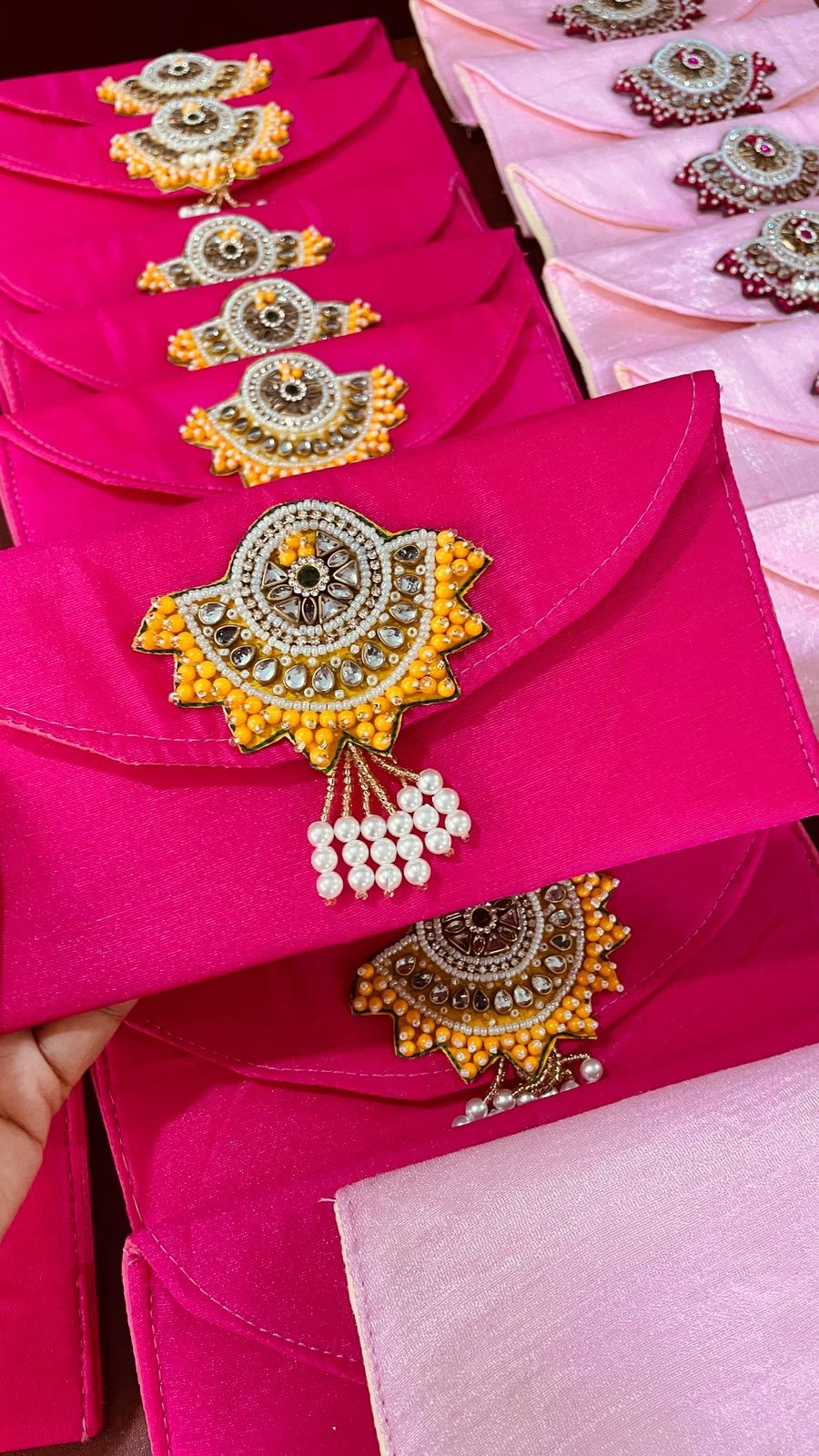 Silk Envelope with Fan Buti (Pack of 10)